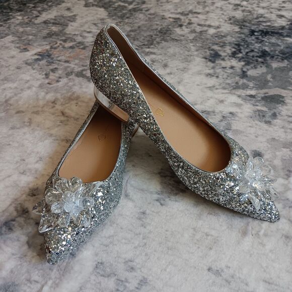 Silver Glitter Point Toe, 1/2 in Block heel, Mirror Clear Flower Gem Sz 5.5 - Picture 1 of 9